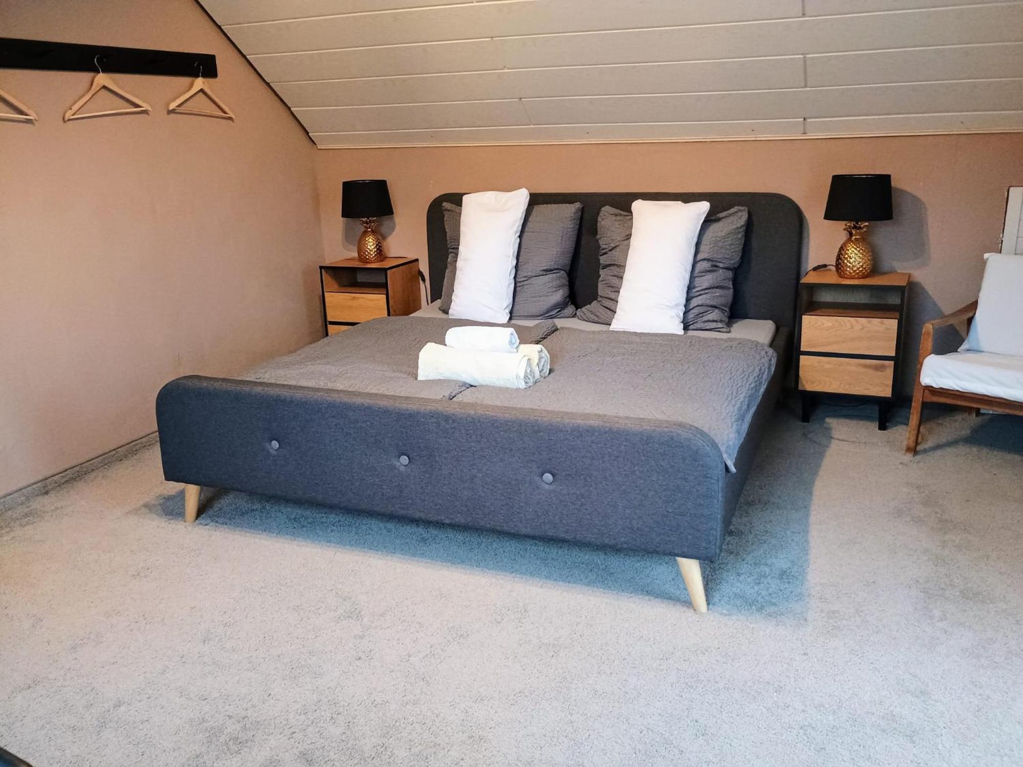 Sleep&Chill - Ruhige Uebernachtung Mit Main-Blick Apartment Neustadt am Main Exterior photo